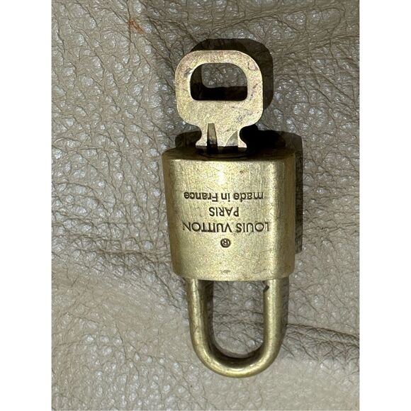 Louis Vuitton Vintage Brass PadLock & Key Lock & Key Authentic #331 - Picture 2 of 3